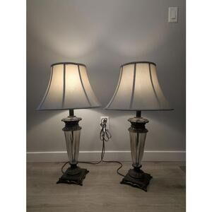 Set of 2 Table Lamps Vintage Style Glass Base Bronze Tone 33" Tall w Shade